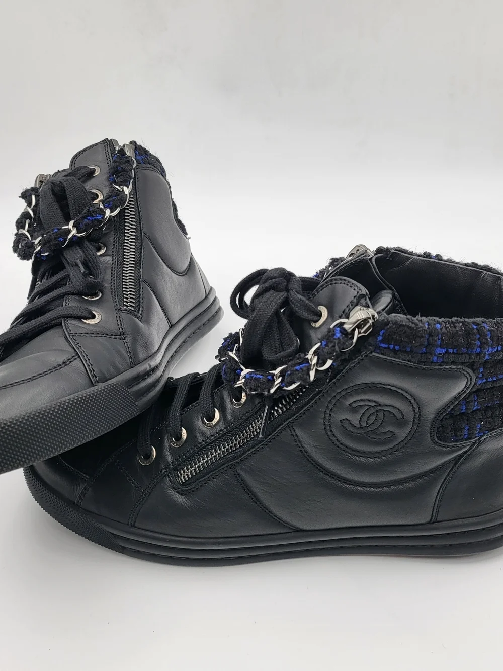 CHANEL LAMBSKIN LEATHER TWEED ZIPPED HI-TOP SNEAKERS 6.5. Authentic.